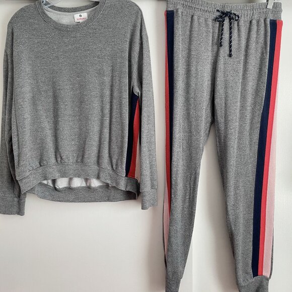 Sundry 2 Piece Pajamas Lounge SET Size 1 Gray Side Stripe Joggers Sweatshirt S - Picture 1 of 16